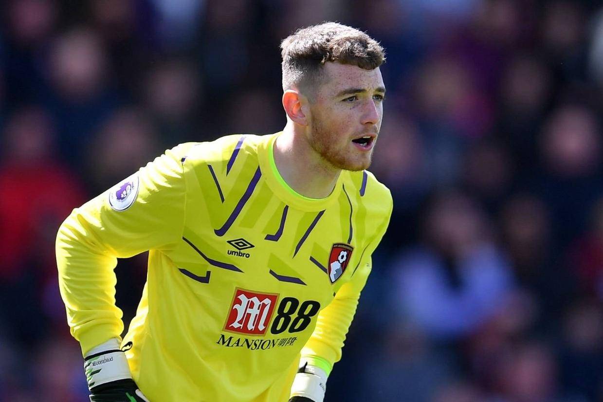 官宣！埃弗顿签下25岁爱尔兰门将，效力伯恩茅斯长达9年